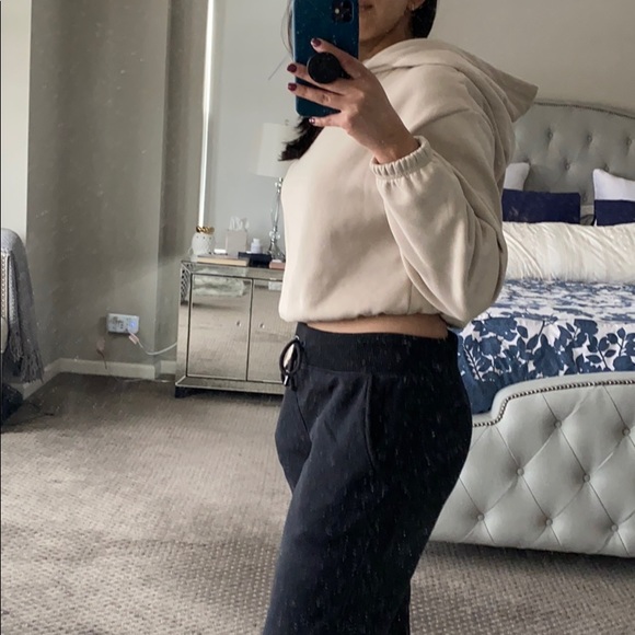 Zara Fleece Cropped hoodie Sweatshirt - Stone - Small - Picture 2 of 6